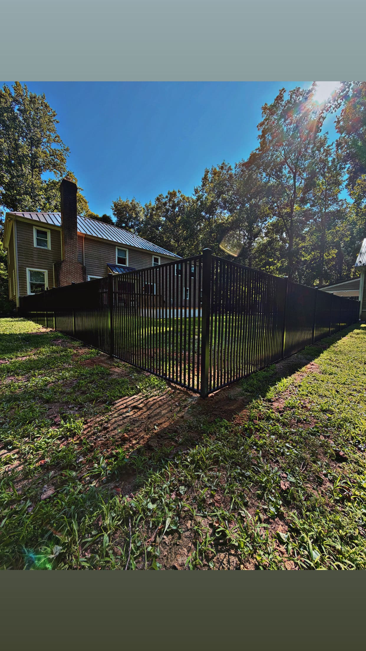Gallery photos for Extra-Picket Aluminum Fence Built for Small Dogs: Image #1