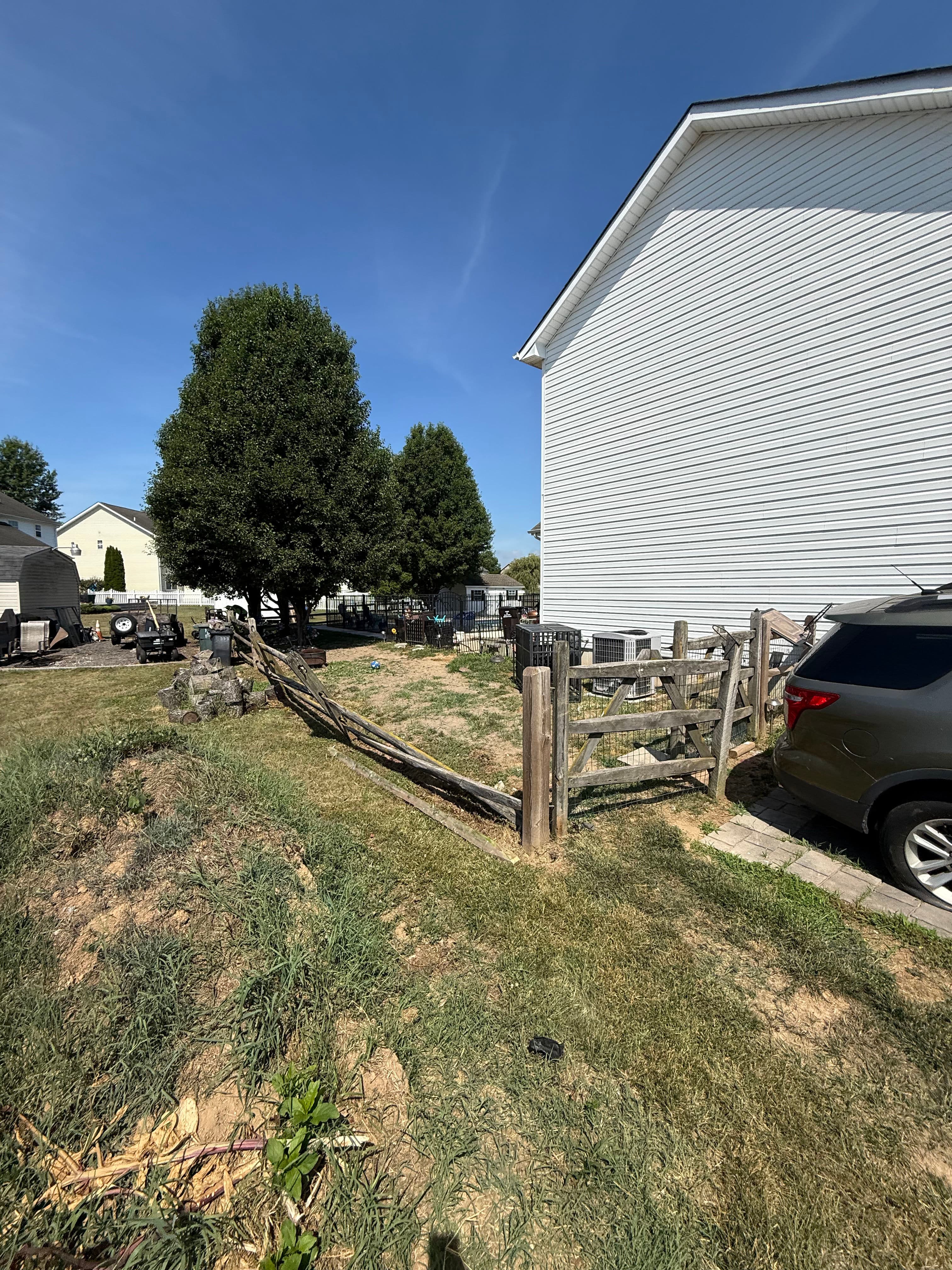 Project Old Rotting Fence Replaced With a Clean White Vinyl Install image