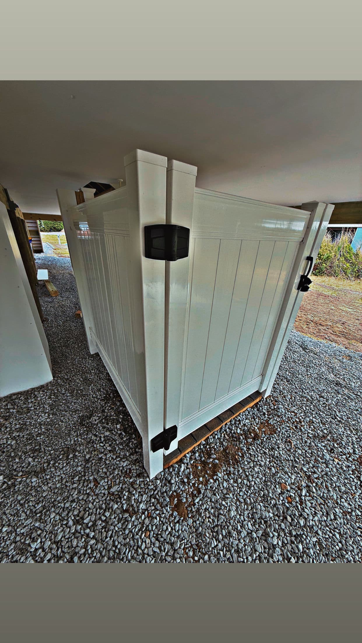 Gallery photos for Vinyl Outdoor Shower Enclosure with Trex Base: Image #3