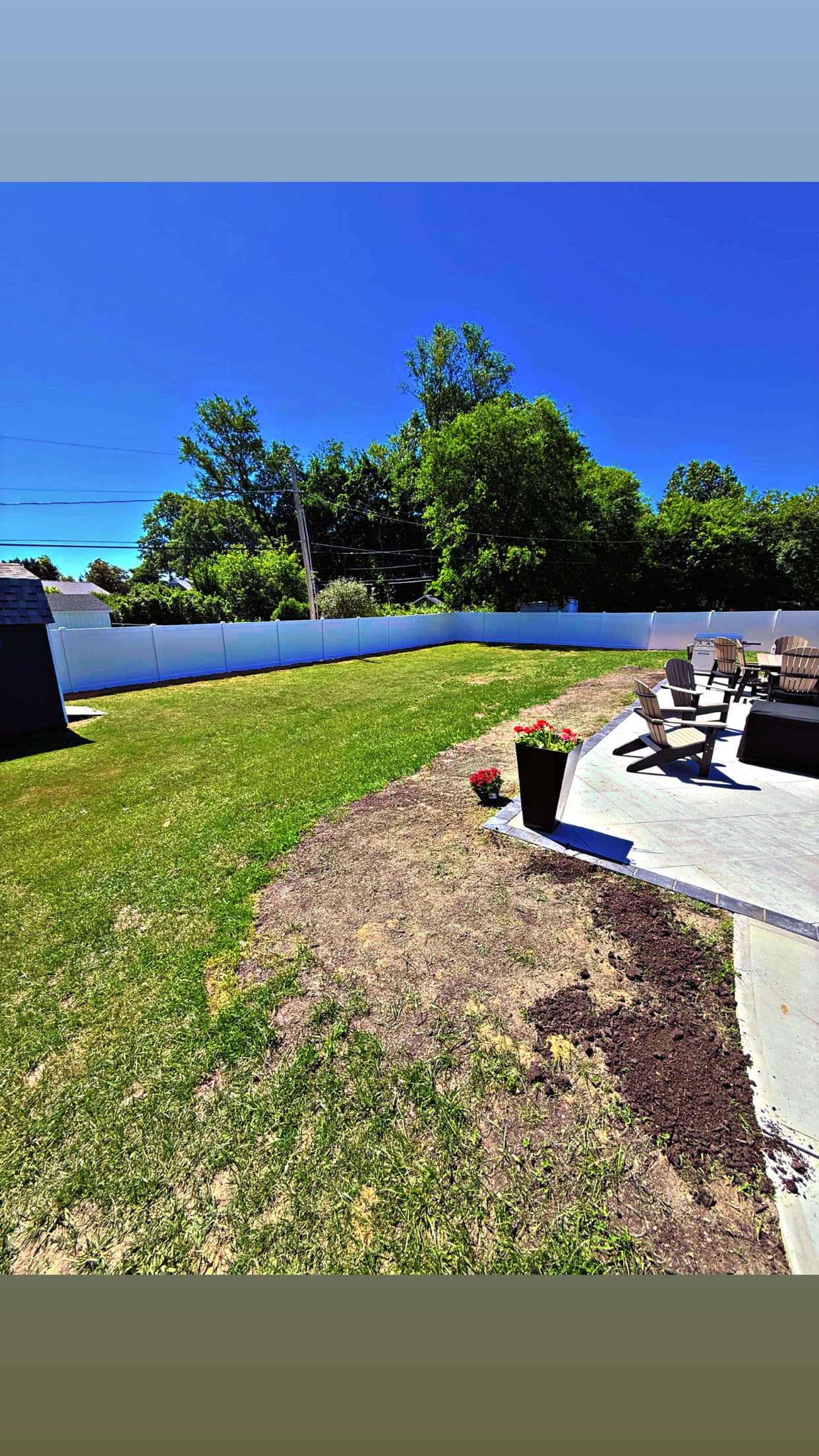 Gallery photos for White Vinyl Privacy Fence With a Custom Height Transition: Image #6
